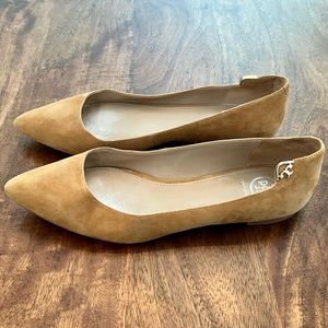 Tory Burch | Elizabeth Pointed Suede Flats | Tan | 7